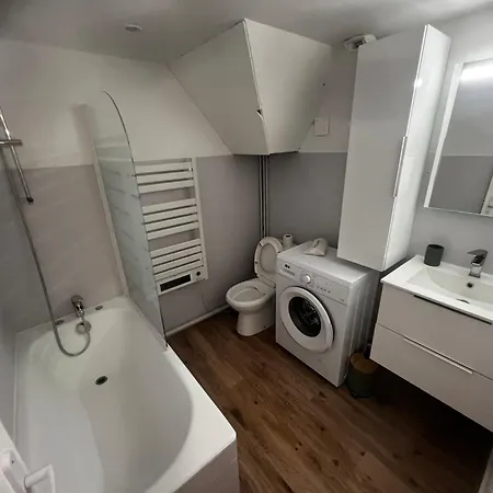 Jolie A 200m De La Principale * Arcachon